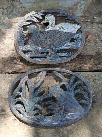 Cast iron trivets