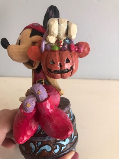 Disney Traditions Minnie Mouse with BOX