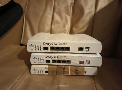 3 x DrayTek Vigor 2860N VDSL/ADSL Router Firewall with Wireless N & 6 Gigabit Ports & 3G