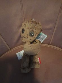 marvel groot snuggle snapper