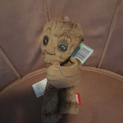 marvel groot snuggle snapper