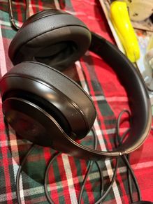 BEATS Studio Pro Wireless Bluetooth Noise-Cancelling Headphones - Black