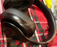 BEATS Studio Pro Wireless Bluetooth Noise-Cancelling Headphones - Black