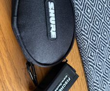 Shure SE215 Pro CL in ear monitors never used