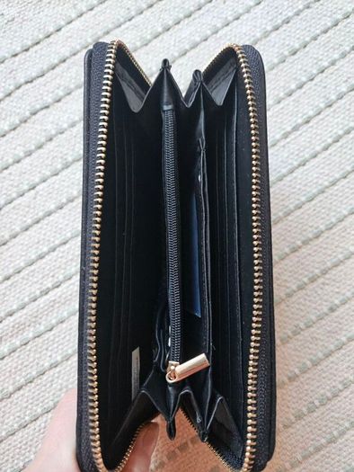 Ladies black wallet
