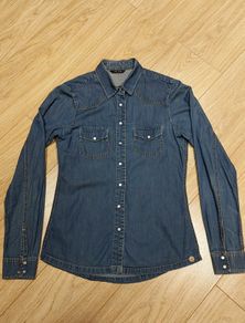 Women's Denim shirt - size Medium