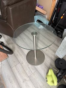 Round glass table
