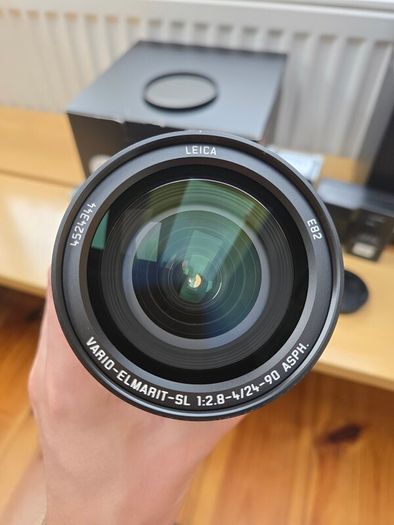 Leica SL2 + SL 24-90 Vario ASPH Lens