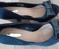 Ladies Heels UK4