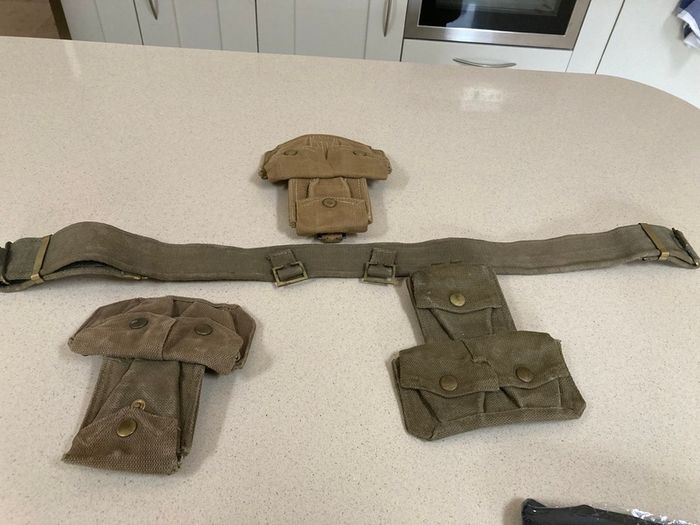 Italian Infantry Army Belt and Ammo carrier