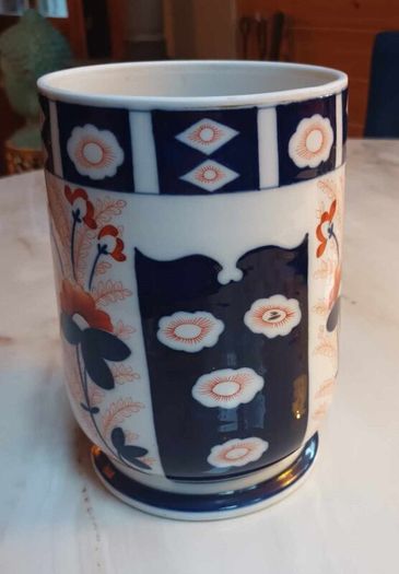 Large signed Chinese vase, beautiful piece, Dub 18