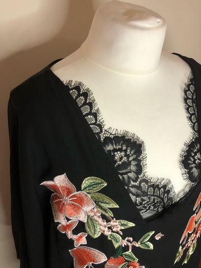 Black floral blouse (4XL)