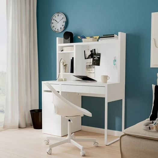 IKEA Micke desk