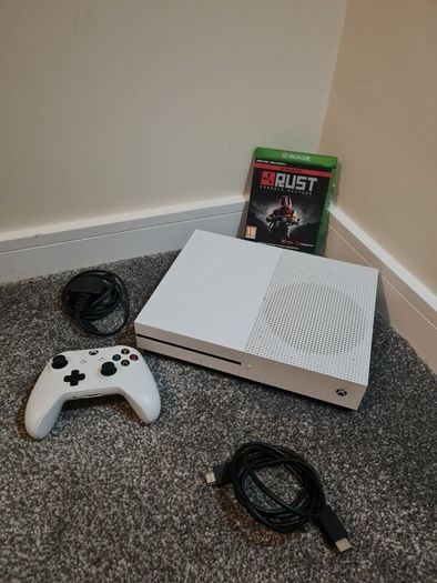 Xbox One S 500GB, Fully Working, Serviced & Factory Reset.