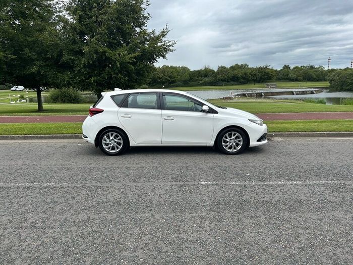 Toyota Auris 1.6 D4d Nct 3/27 Tax 6/26