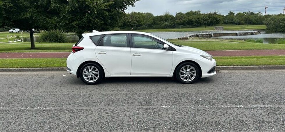 Toyota Auris 1.6 D4d Nct 3/27 Tax 6/26