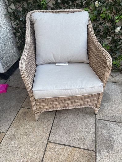 2 B&Q chairs