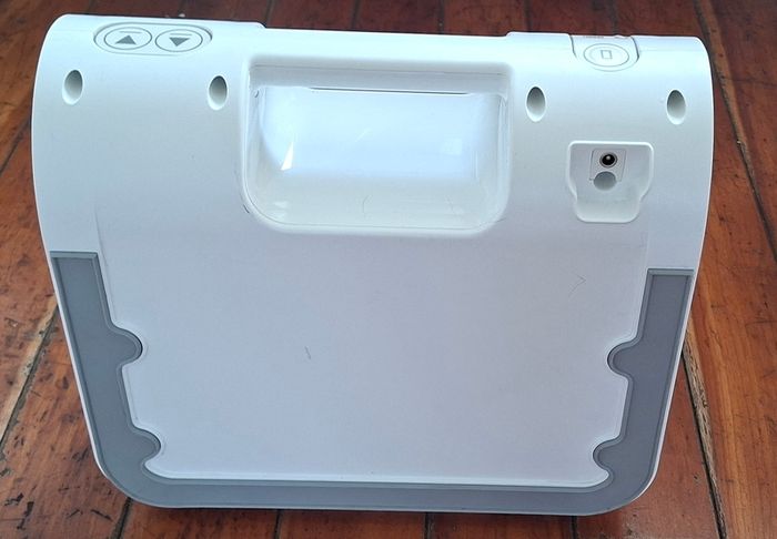 Brand New Mangar Inflatable Bathing Cushion and Airflo 12 Compressor