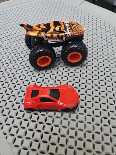 Hot wheels Spin out arena