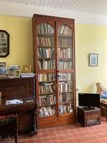 Beautiful solid wood bookcase