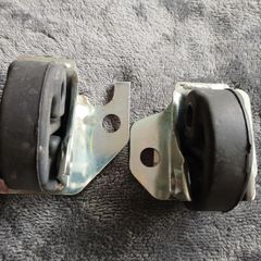 Toyota Camry , Bracket Sub-assy, Exhaust Pipe X 2 ,17509-62020 + 17509-62030