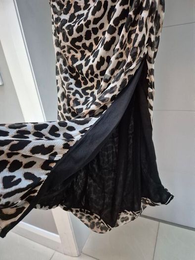 womans dress