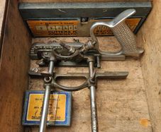 Record 050 combination plane