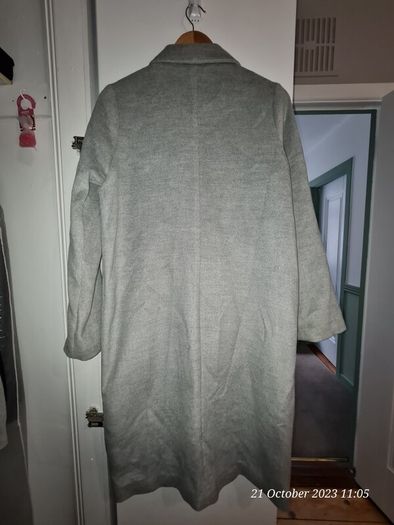 H&M felted light grey long coat - size IE 8 / EU 36 (big fit)
