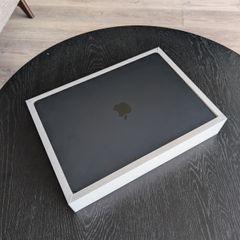 MacBook Air 15-inch M4, 16GB/512GB, Unused, Open Box