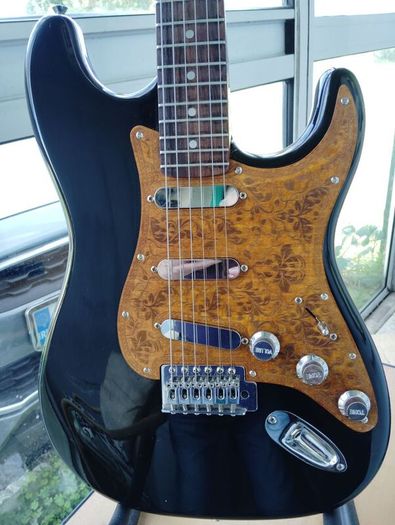 custom built strat style electric guitar