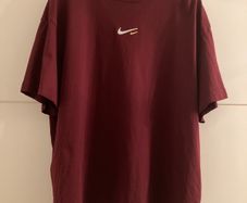 Nike burgundy ladies t-shirt