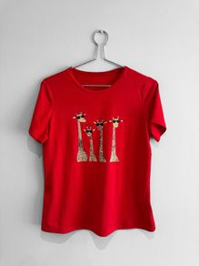 Pre Owned Red Giraffe Graphic T-Shirt