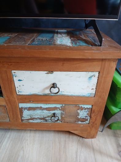 TV/Media Unit