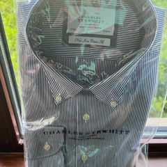 New Charles Tyrwhitt shirts non iron classic style. Size XL.