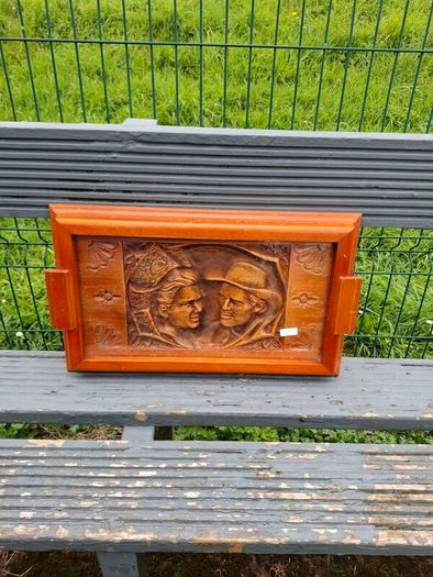 Wood stunning tea tray  postage possible