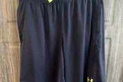 Under Armour Shorts YXL