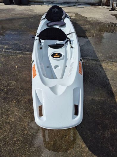 kayak