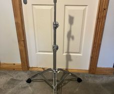 Pearl cymbal stand