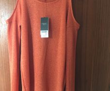 Next Ladies top size 6. Brand new