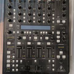 Behringer DDM 4000