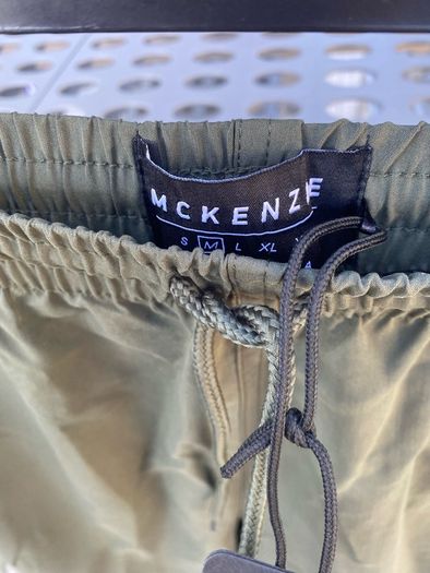 Khaki colour cargo shorts