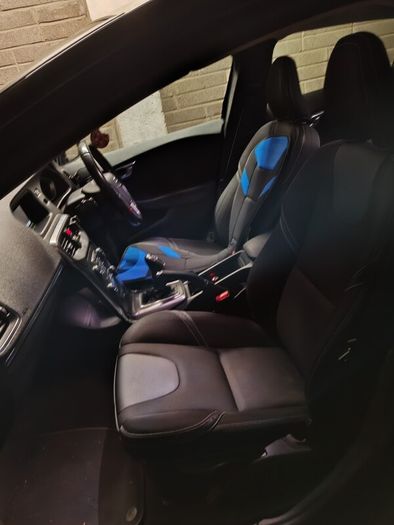 2013 Volvo V40