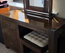 dressing table