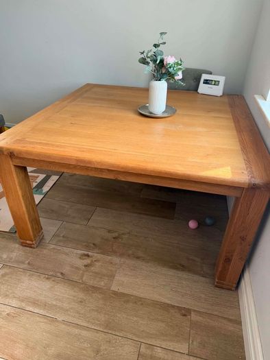 dinning table