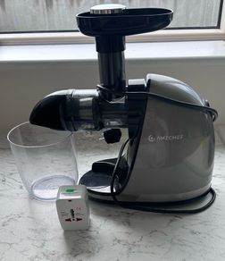 AMZCHEF Cold Press Juicer Slow Juicer for Whole Fruits and Vegetables, BPA Free, Grey