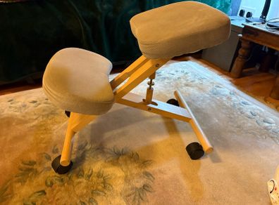 Wooden Kneeling Ergonomic Chair Orthopaedic Posture Stool Frame Seat Beige