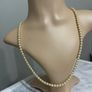 pearl necklace Image 4