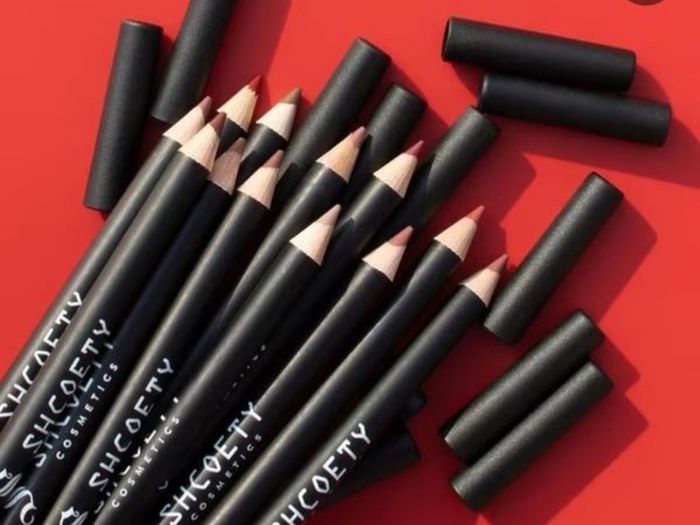 x10 Bundle - Brand New Society Matt Lip Liner - Variety Of Colours - 1.02 Each - RRP - 11.00