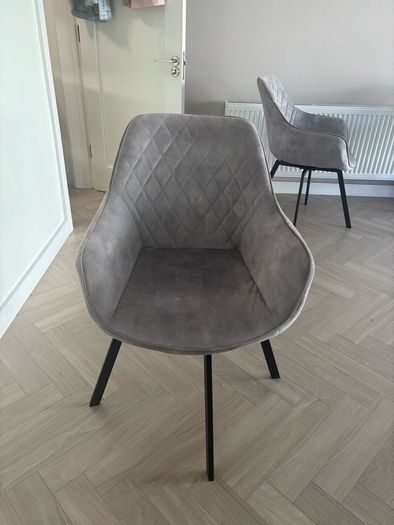 Dining table & Chairs(quick sale)