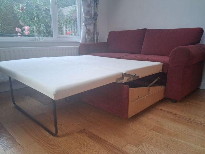 3 seater sofa bed